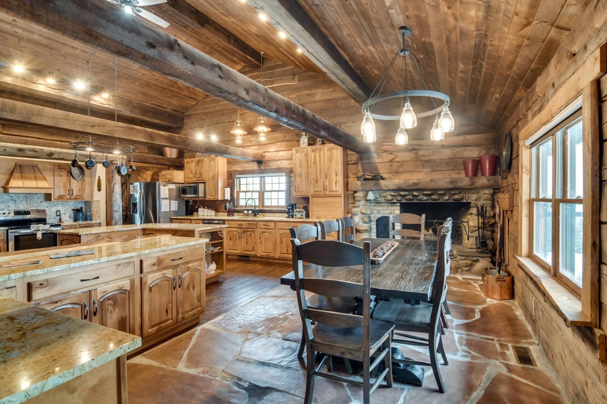 Lavish Mountain Retreat With Large Deck And Game Room! Tabernash 외부 사진